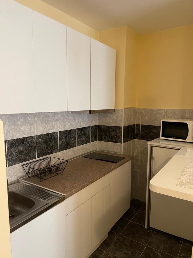 Trident Apartments 2 Ni Buitenkant foto