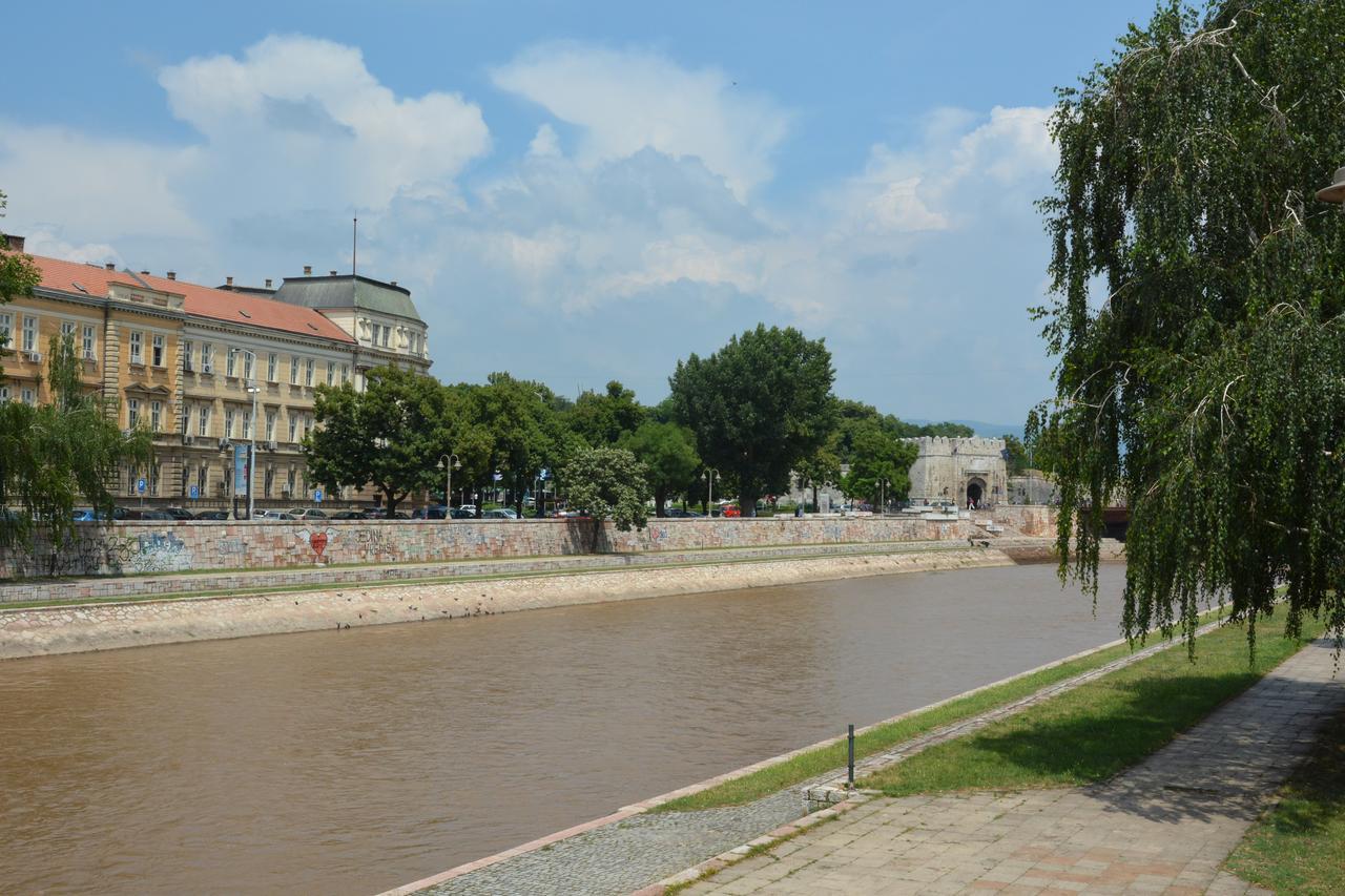 Trident Apartments 2 Ni Buitenkant foto